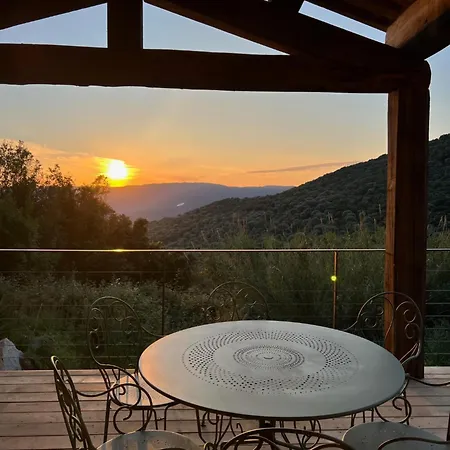 U Casa Legnu & Sa Bergerie, Standing, Vue Montagne Panoramique Villa Sollacaro